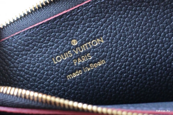 RECTO HOLDER VERSO CARD VUITTON LOUIS 0522